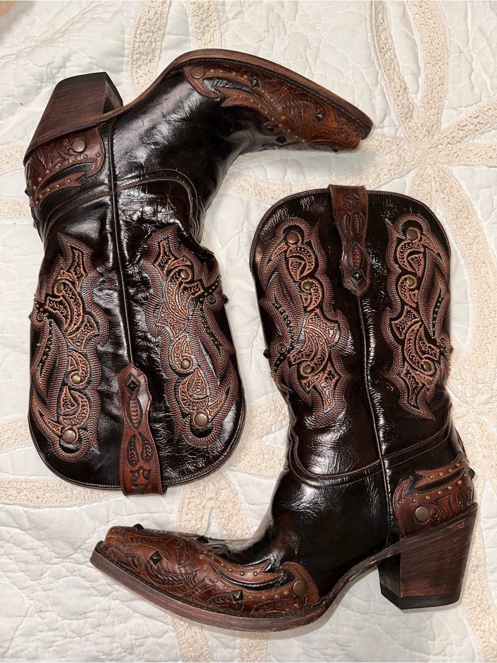 Lucchese

 9.5

Classics Women's M5706 Boot

￼

￼

￼only worn a few times
